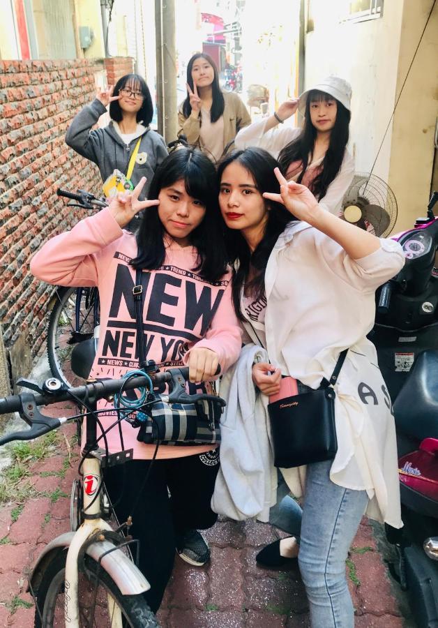 ワイド アングル ホステル 台南 エクステリア 写真